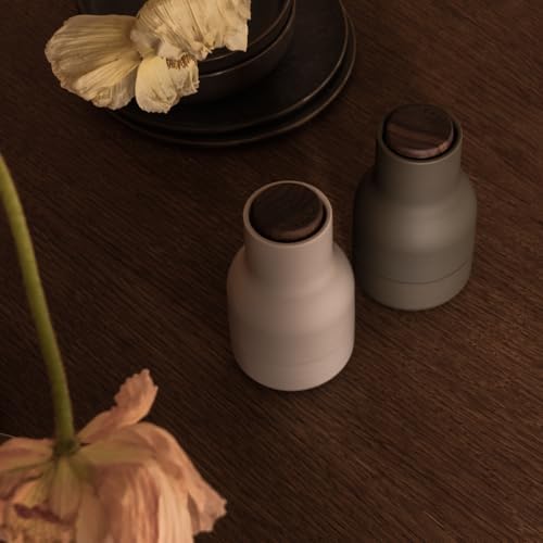 menu salt and pepper grinder set small blues with beech lid